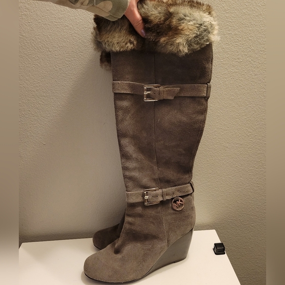 Michael Kors Faux Fur Trim Suede Knee High Wedge Boots - Picture 1 of 7